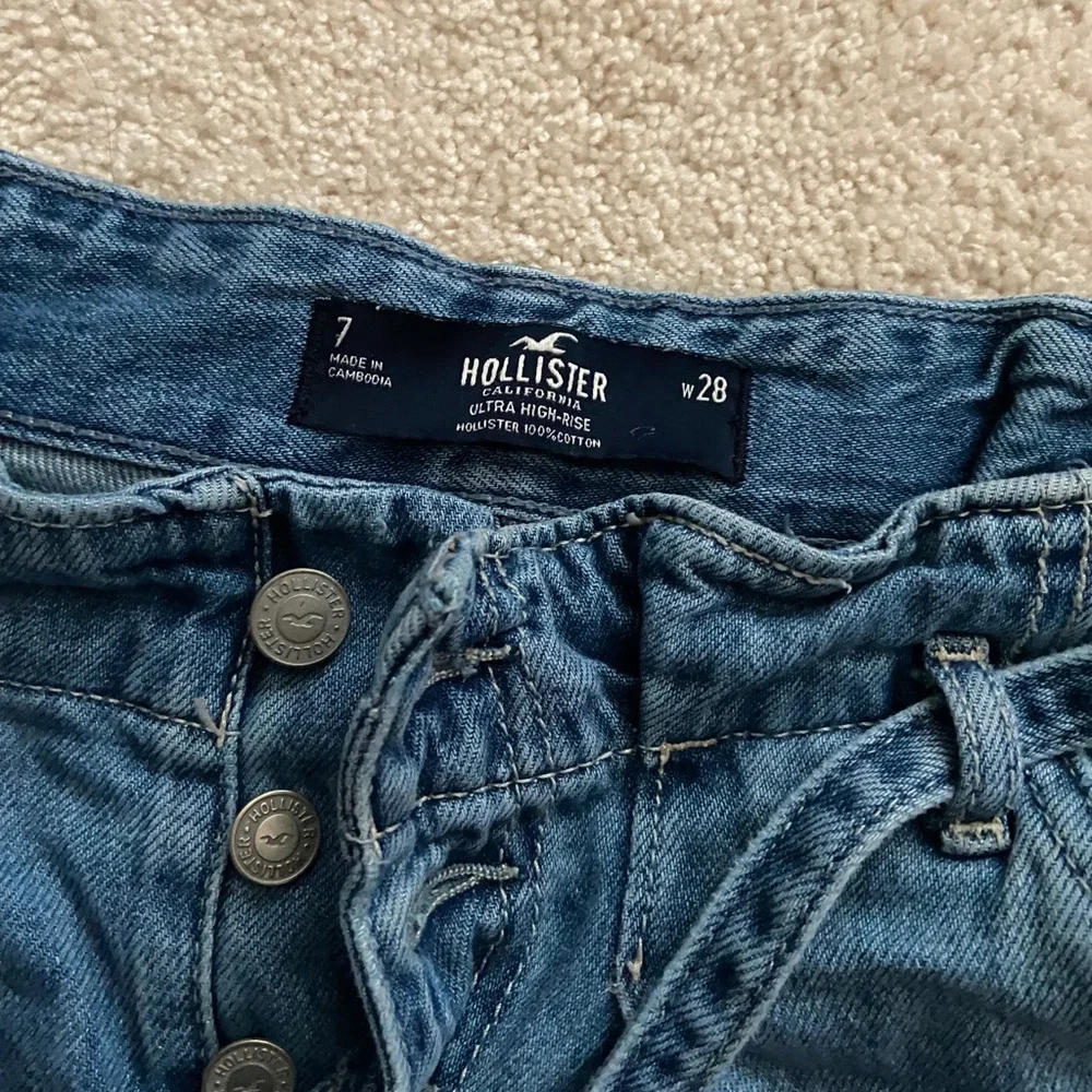 hollister paperbag high-waisted denim shorts